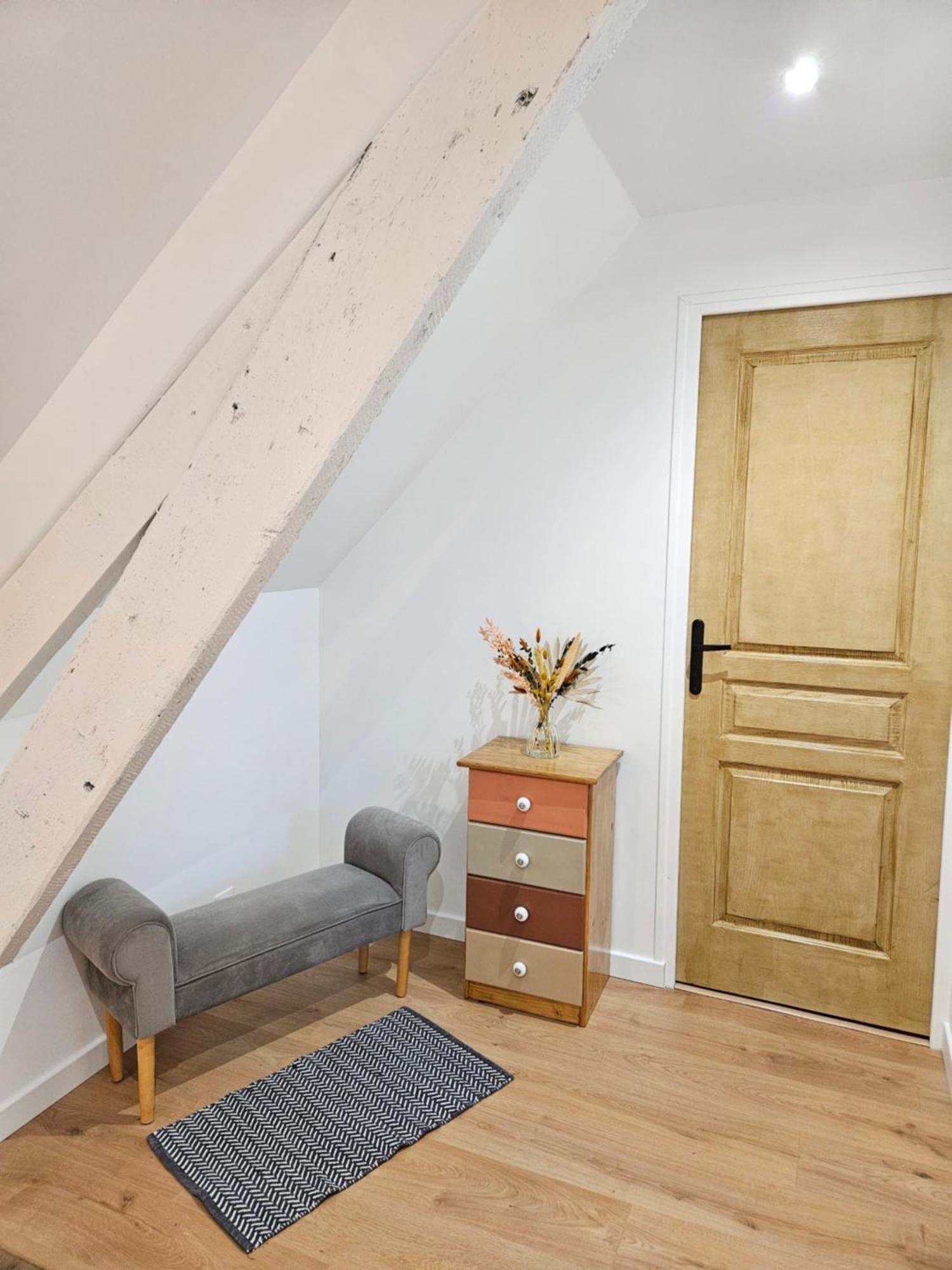 L'Escapade, Maison De Campagne Etienville Exteriör bild