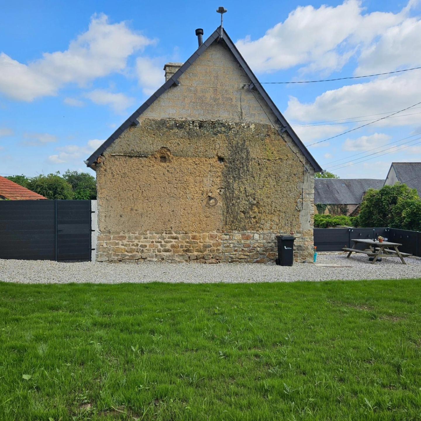 L'Escapade, Maison De Campagne Etienville Exteriör bild